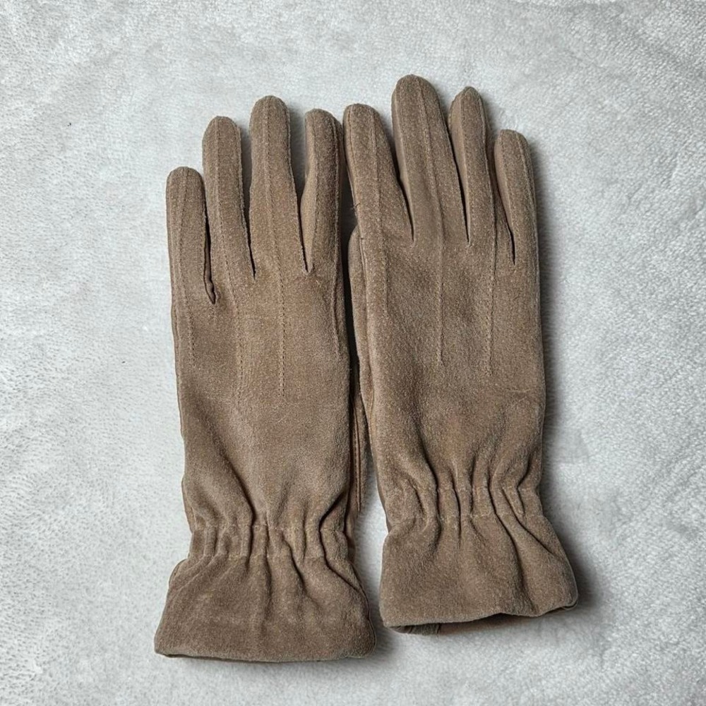 Vintage Isotoner Tan‎ leather gloves with suede interior #tanleathergloves